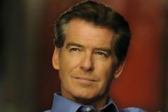 Πιάσανε τον Πιρς Μπρόσναν στο αεροδρόμιο με μαχαίρι στις αποσκευές του