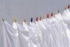 Ένα απίστευτο κολπάκι για να ασπρίσουν ξανά τα ρούχα σας