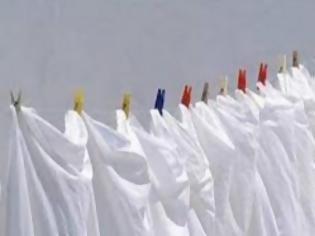 Φωτογραφία για Ένα απίστευτο κολπάκι για να ασπρίσουν ξανά τα ρούχα σας