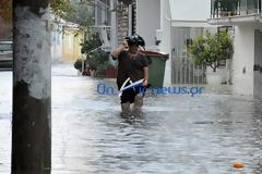 Πνίγηκε το Μεσολόγγι από την καταιγίδα