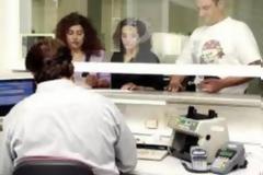 Ποιος κατάφερε παρά τα capital controls να ξεφύγει και να συναλλάσσεται με περισσότερα χρήματα από το επιτρεπόμενο όριο;