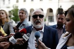 Διασταύρωσαν τα ξίφη τους Κουρουμπλής και Μπασκόζος