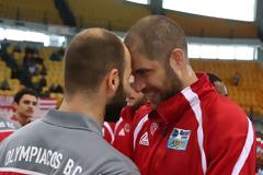 «ΜΠΑΜ» ΜΕ ΠΡΩΗΝ ΕΡΥΘΡΟΛΕΥΚΟ Ο ΚΟΡΟΙΒΟΣ!