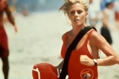 Δείτε πως είναι σήμερα η ξανθιά του Baywatch! [photos]