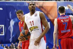 O ΑΠΙΣΤΕΥΤΟΣ ΚΥΡΙΟΣ... ΝΤΑΡΝΤΕΝ! (PHOTO)