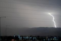 Πάτρα: Φωτιά στη Μοίρα λόγω κεραυνού