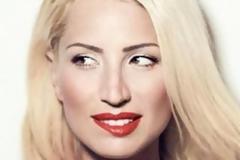 ΔΕΙΤΕ τη Μαρία Ηλιάκη να 