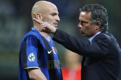 Η ΥΠΟΚΛΙΣΗ ΤΟΥ ΜΟΥΡΙΝΙΟ ΣΤΟΝ... ΚΑΜΠΙΑΣΟ! *ΒΙΝΤΕΟ*