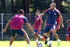 ΜΠΗΚΑΝ ΜΠΟΤΙΑ, ΤΖΑΝΔΑΡΗΣ ΚΑΙ ΚΟΛΟΒΟΣ ΣΤΗΝ... ΠΡΩΤΗ ΜΕΤΑ ΤΗΝ ΕΠΙΣΤΡΟΦΗ!