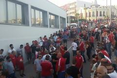 ΧΑΜΟΣ ΓΙΑ ΚΑΜΠΙΑΣΟ ΣΤΑ ΓΡΑΦΕΙΑ ΤΟΥ ΟΛΥΜΠΙΑΚΟΥ! (PHOTOS)