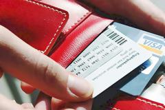 Πλαστικό χρήμα παντού, από την καφετέρια μέχρι και τη γέφυρα Ρίου -
Αντιρρίου