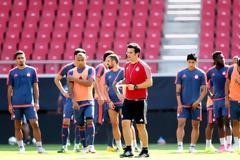 Η ΑΠΟΣΤΟΛΗ ΤΟΥ ΘΡΥΛΟΥ ΓΙΑ ΤΟ ΦΙΛΙΚΟ ΜΕ ΤΗΝ ΜΠΕΣΙΚΤΑΣ