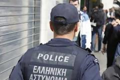 Χειροπέδες σε 65χρονο από την Ασία που διακινούσε λαθρομετανάστες