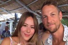 Διαρρήκτες εισέβαλαν στην βίλα του πρωταθλητή της Formula 1, Τζένσον Μπάτον [photos]