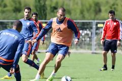 «Ο ΡΑΪΟΛΑ ΣΤΕΛΝΕΙ ΤΟΝ ΚΑΣΑΜΙ ΣΤΗ ΦΙΟΡΕΝΤΙΝΑ»