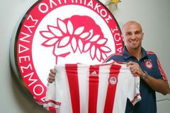 ΕΙΠΕ... «ΟΧΙ» ΣΕ ΔΥΟ ΑΓΓΛΙΔΕΣ ΓΙΑ ΧΑΡΗ ΤΟΥ ΘΡΥΛΟΥ Ο ΚΑΜΠΙΑΣΟ!