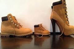 Πώς ήταν η μόδα το 2000 - Δεν θα πιστεύετε τι φοράγαμε 15 χρόνια πριν...