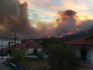 Φωτογραφία για Αιτωλοακαρνανία: Συνεχίζεται η μάχη με τις φλόγες στην Πάλαιρο - Εκκενώθηκαν σπίτια