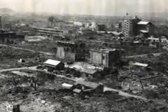 Το Ναγκασάκι τιμά την 70ή επέτειο από τη ρίψη της ατομικής βόμβας