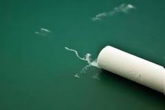 Μαζικές απολύσεις ιδιωτικών εκπαιδευτικών καταγγέλλει η ΟΙΕΛΕ