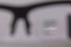 Γυαλιά «προβάλλουν» υπέρτιτλους για ξενόγλωσσες παραστάσεις