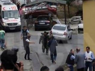 Φωτογραφία για Επίθεση στο αμερικανικό προξενείο στην Κωνσταντινούπολη
