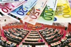 Τσίπρας:Θα φορολογούνται οι μισθοί των βουλευτών -Μειώσεις στους υπουργούς...