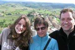 Πάτρα: Ο συγκλονιστικός αποχαιρετισμός των μελών της Κοινο_τοπίας στη 18χρονη Νεφέλη