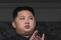 Ο Κιμ Γιονγκ Ουν αλλάζει και την ώρα στη Βόρεια Κορέα!
