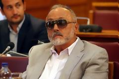 Αναδιπλώθηκε στις δηλώσεις του για τους καρκινοπαθείς