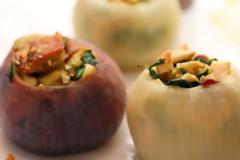 Η συνταγή της ημέρας: Γεμιστά κρεμμύδια με κιμά και ρύζι