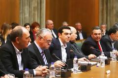 Κυβέρνηση: Ήπια προσαρμογή που αφήνει χώρο στην ανάπτυξη - Ποια θετικά βρίσκει στη συμφωνία