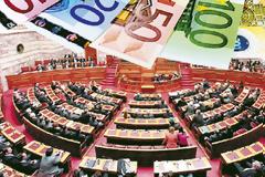 Πόσα χάνουν οι βουλευτές από την κατάργηση του αφορολόγητου