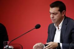 Le Monde: Γιατί ο Τσίπρας έκανε στροφή 180 μοιρών