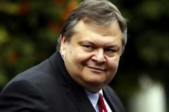 Οι όροι του Ευ. Βενιζέλου για να ψηφίσει το μνημόνιο