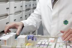 Αλλαγές στην φαρμακευτική πολιτική: Έντονη αντίδραση φαρμακοποιών για το ιδιοκτησιακό καθεστώς
