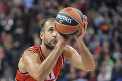 ΕΚΕΙ... ΚΑΤΕΛΗΞΕ Ο ΓΛΥΝΙΑΔΑΚΗΣ!