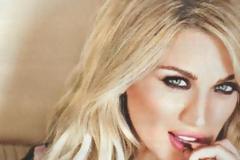 Ε όχι. Είναι η Σπυροπουλου αυτή; Καλόφαγε το καλοκαίρι [photo]