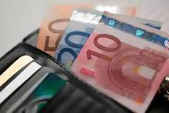 Κατασχέσεις εξπρές - Τι θα ισχύει με το νέο Μνημόνιο για μισθούς, συντάξεις και μεγαλοφειλέτες