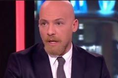 Δύσκολες στιγμές για τον Μουτσινά...