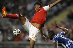 ΔΕΝ  «ΠΡΟΧΩΡΑΕΙ» ΤΟΥ ΑΝΤΕΡΛΑΝ ΣΑΝΤΟΣ, ΕΚΤΟΣ ΚΑΙ ΑΝ...