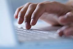 «Μπλοκάρουν» τις διαφημίσεις οι χρήστες του Ίντερνετ