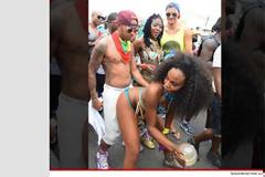 ΞΕΣΑΛΩΣΕ Ο ΠΗΔΗΧΤΑΡΑΣ HAMILTON ΣΤΑ ΝΗΣΙΑ