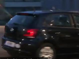 Φωτογραφία για ΤΕΛΕΙΟ: Δείτε το πιο απίστευτο παρκάρισμα για …ρεκόρ [video]