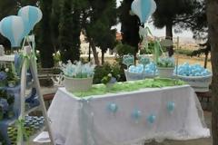 ΜΕΓΑΛΕΙΟ ΨΥΧΗΣ: Ο Νικόλας βαφτίστηκε αλλά αντί να πάρει δώρα...έδωσε ! [photo]