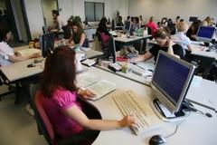 ΣΚΑΝΔΑΛΟ: Δημόσιος υπάλληλος έπαιρνε μισθό 4.900 ευρώ για να κάθεται σπίτι του επί 12 χρόνια - ΔΕΙΤΕ τι έκανε στους εργοδότες του...