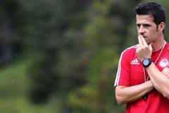 ΕΤΣΙ... ΕΧΟΥΝ ΤΑ ΜΕΤΑΓΡΑΦΙΚΑ ΣΤΟ ΛΙΜΑΝΙ!