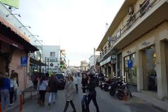 Ένα παρκάρισμα για Όσκαρ στο Χαλάνδρι - Αθάνατος Έλληνας... [photos]