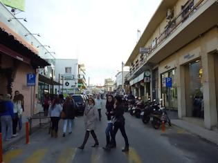Φωτογραφία για Ένα παρκάρισμα για Όσκαρ στο Χαλάνδρι - Αθάνατος Έλληνας... [photos]