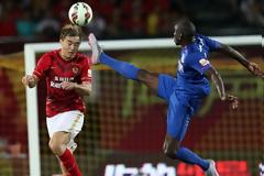 «ΔΟΛΟΦΟΝΙΚΗ»... ΣΚΑΡΙΑ ΝΤΕΜΠΑ ΜΠΑ ΣΤΟ ΠΡΟΣΩΠΟ ΑΝΤΙΠΑΛΟΥ! *ΒΙΝΤΕΟ*